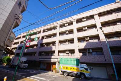 イルサント代々木上原外観