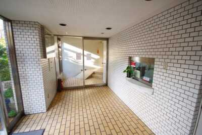 ライオンズマンション代々木第二_外観3