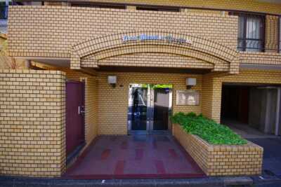 ライオンズマンション原宿　外観