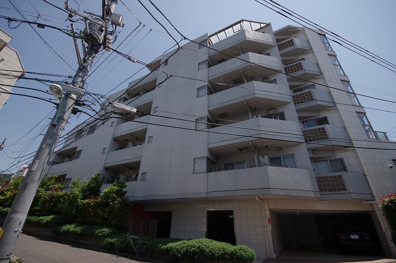リシェ駒場東大前外観キャッチ