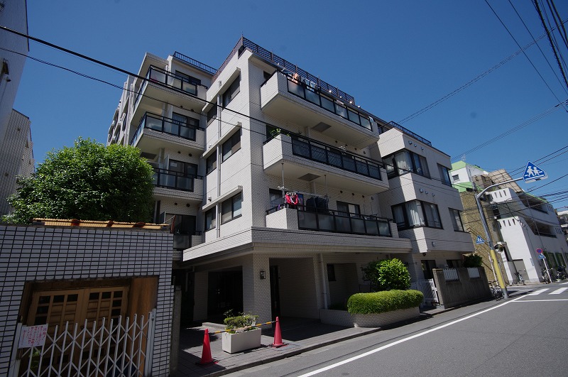 マートルコート代々木八幡　外観キャッチ