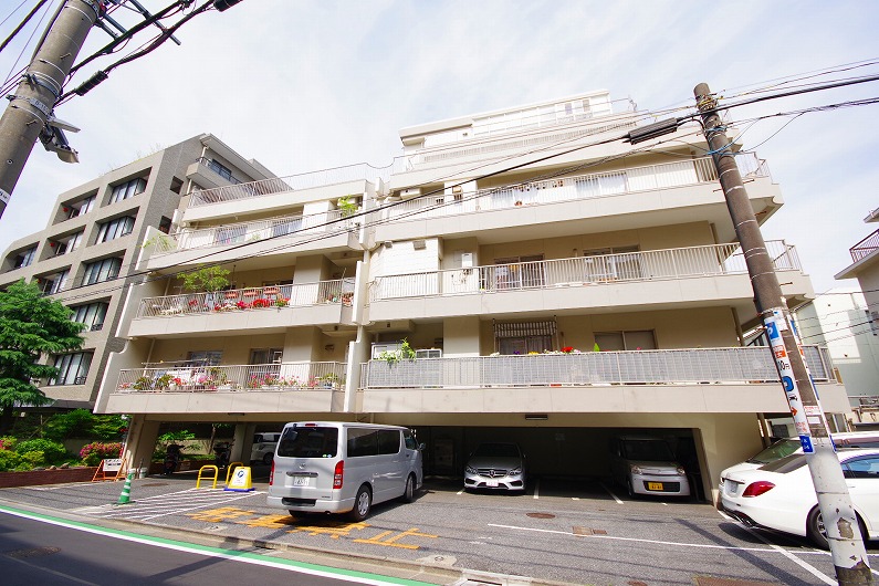 協栄メゾン代々木_外観キャッチ