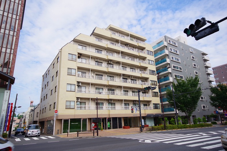 松濤ハウス_外観キャッチ