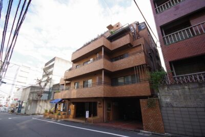 東久パレス神宮外観