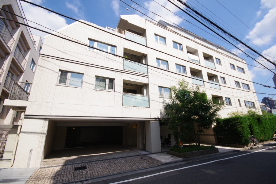 アトラス元代々木外観キャッチ