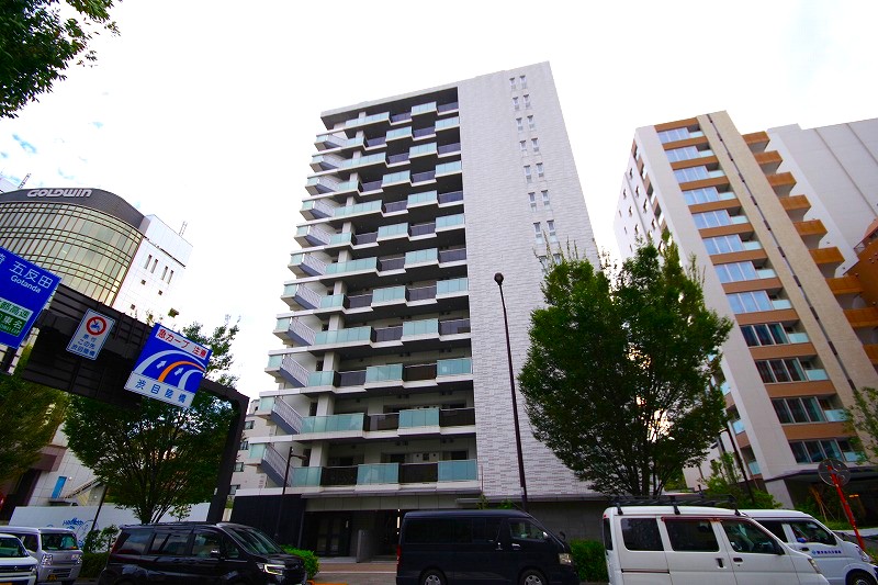 ライオンズアイル渋谷松濤　外観キャッチ